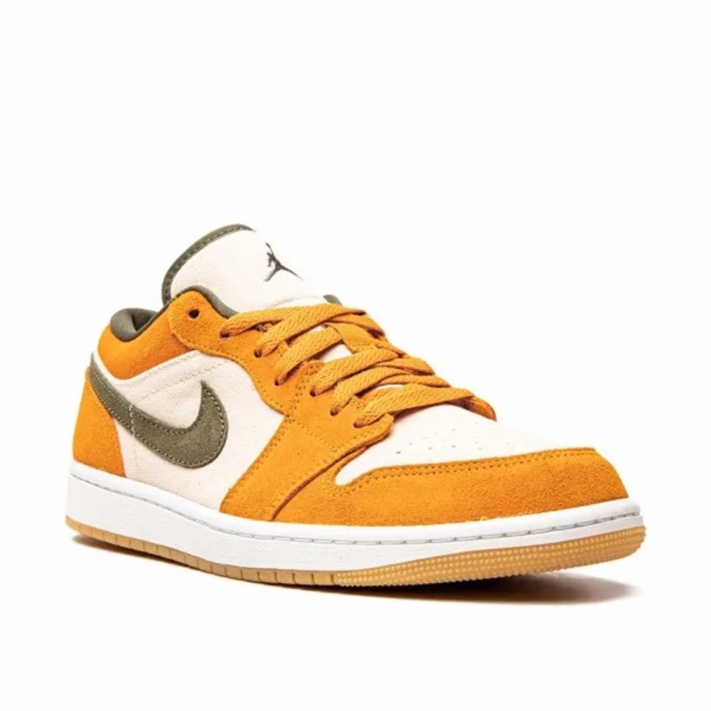 Nike Air Jordan 1 low SE - Curry Men’s size‎ 8.5